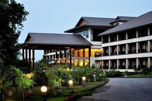 Hillside Country Home Golf & Resort Kabin Buri Eksteriør billede